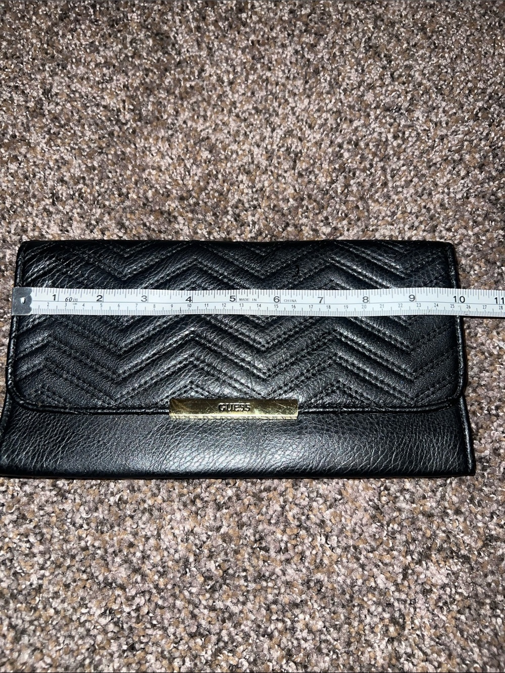 GUESS Black Quilted Chevron Wallet with Gold Logo Bar - Picture 6 of 7